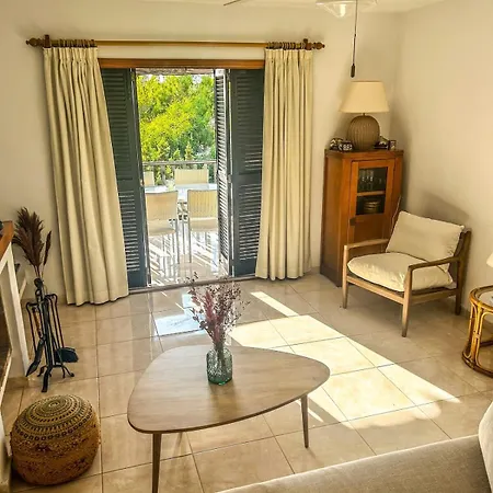 A 2 Min De La Et Piscine Accessible Ferienhaus *