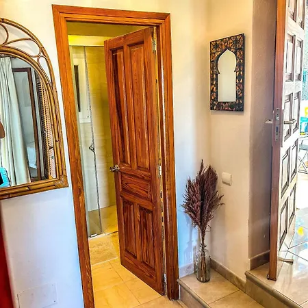 A 2 Min De La Et Piscine Accessible Ferienhaus *