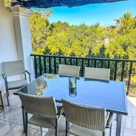 A 2 Min De La Et Piscine Accessible Ferienhaus